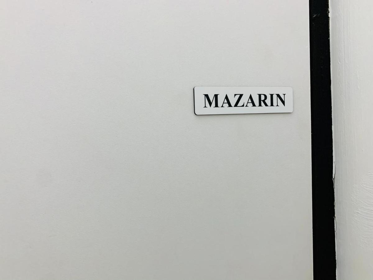 Mazzarin Studio Aix-en-Provence Bagian luar foto